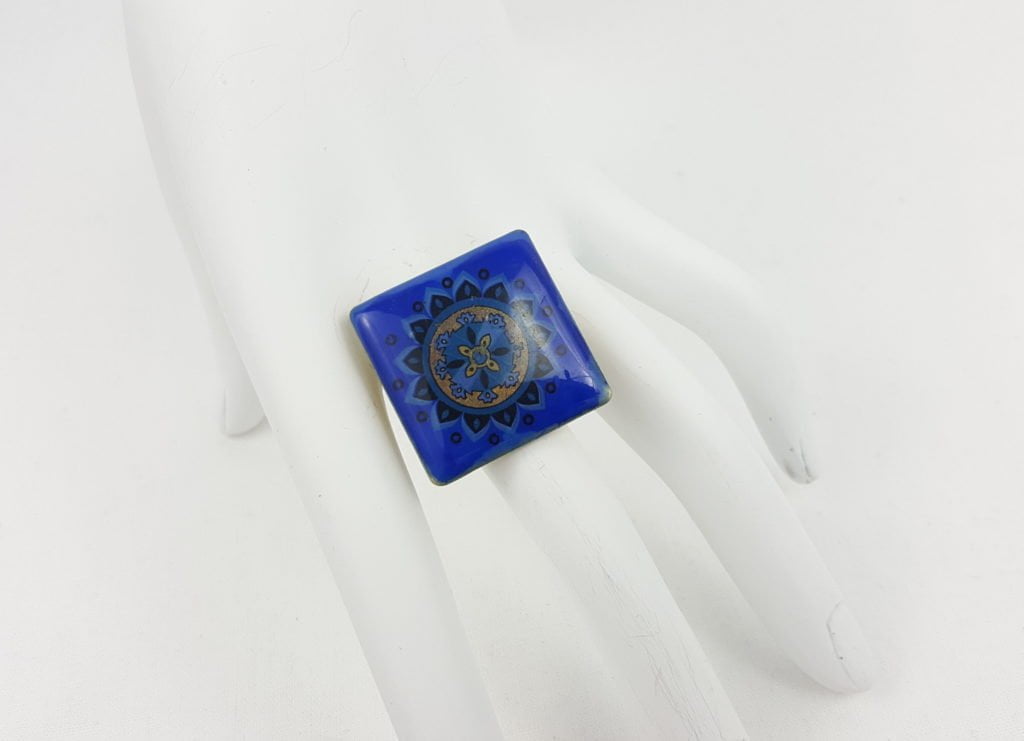 BLUE TILE PATTERN RING