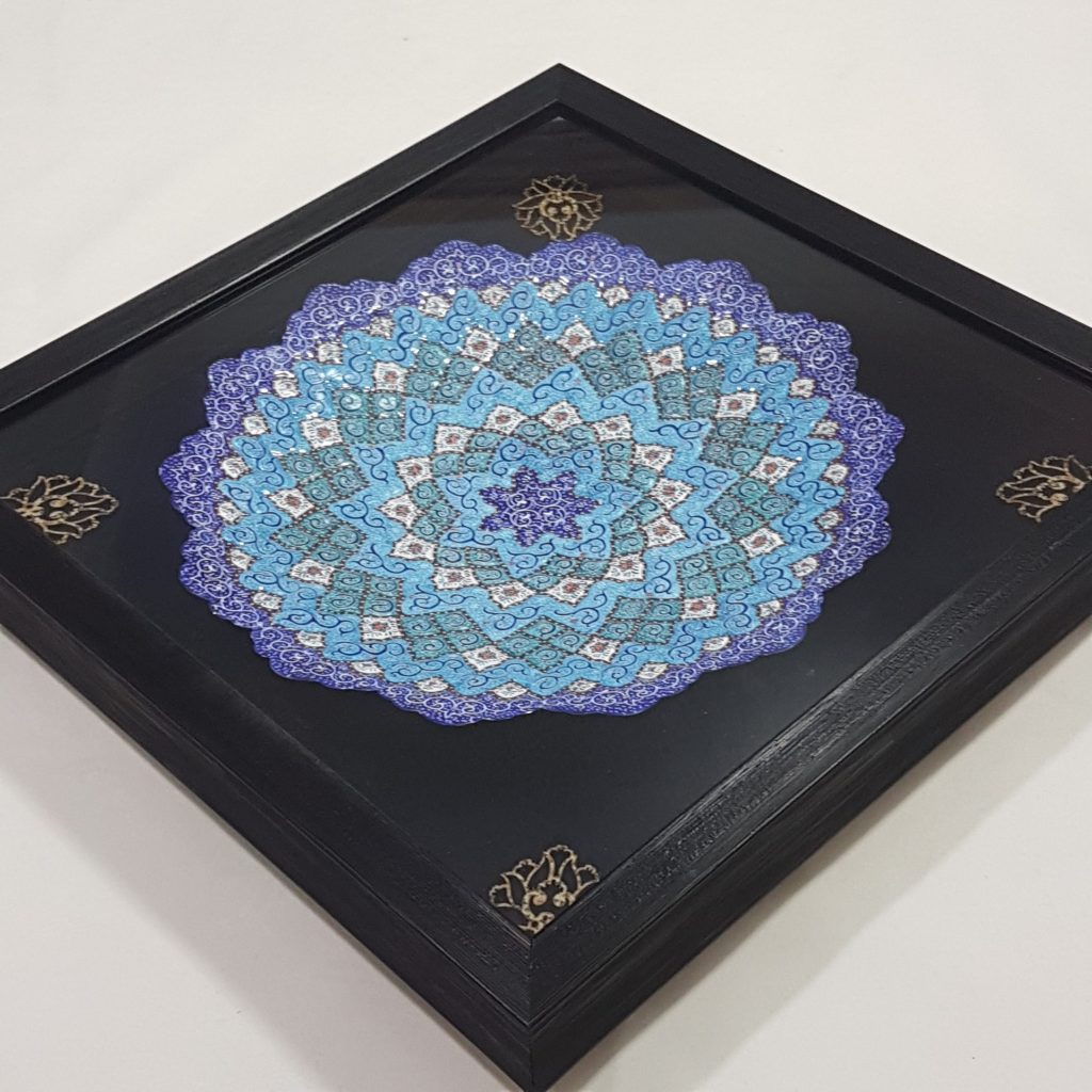 Minakari Wall Framed Plate, 40cm Frame material: PVC