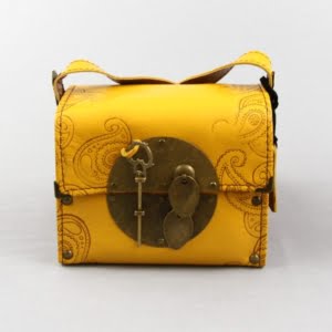 LOCK YELLOW LEATHER QUILTED BAG-Persis Collection