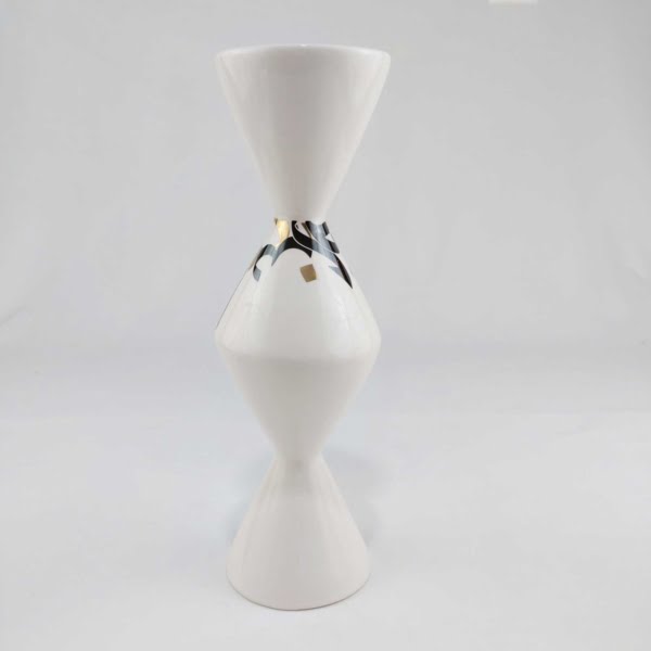 Calligraphy Candle Holder Set