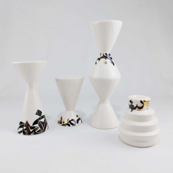 CALLIGRAPHY CANDLE HOLDER SET