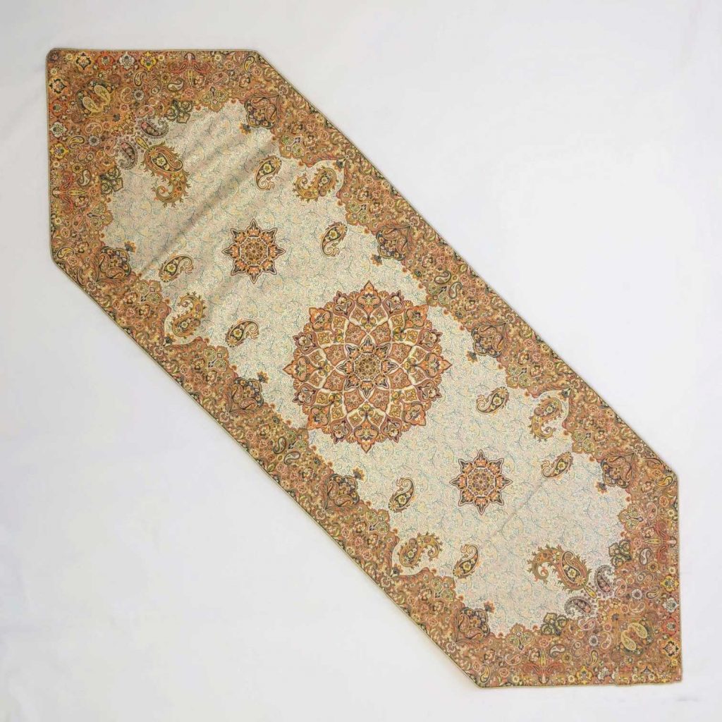 CHOCOLATE COLOR TABLE RUNNER