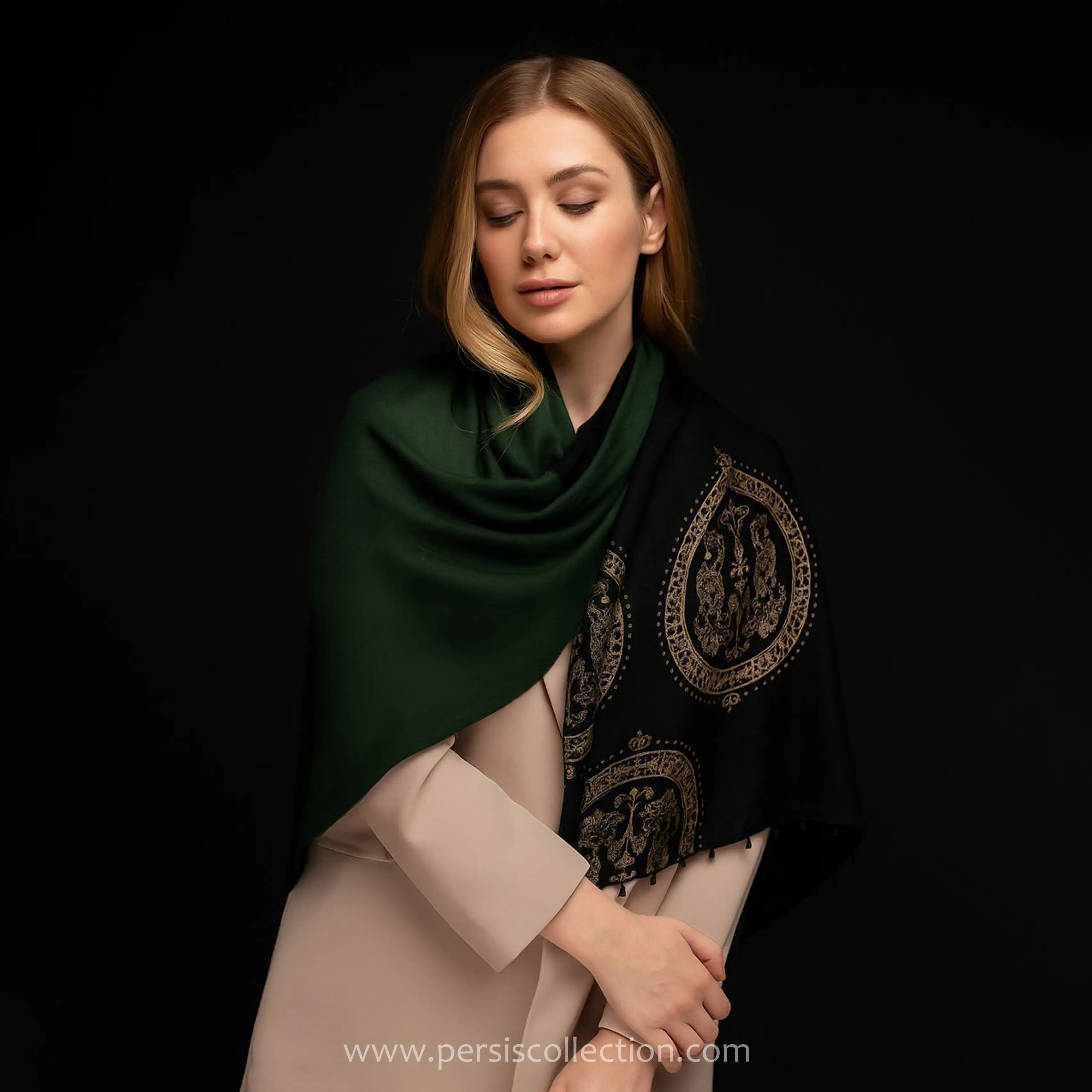 Double Sided Green / Red Scarf, 50 x 190cm