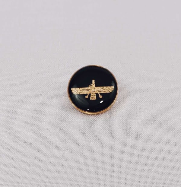 FARVAHAR GOLD CUFFLINKS AND PIN BADGE