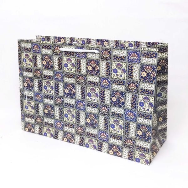 Flower Tile Design Gift Bag  24 x 7 x 16cm