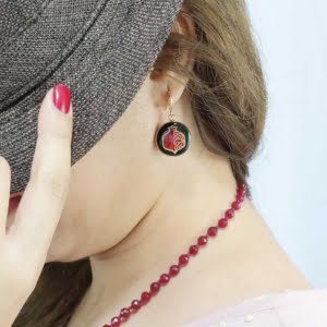 GOLD POMEGRANATE PATTERN EARRINGS