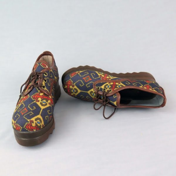 GILIM PATTERN LACE UP PLATFORM SHOES