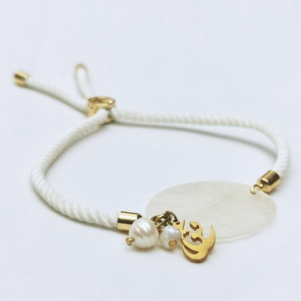 Love and Shell Bracelet