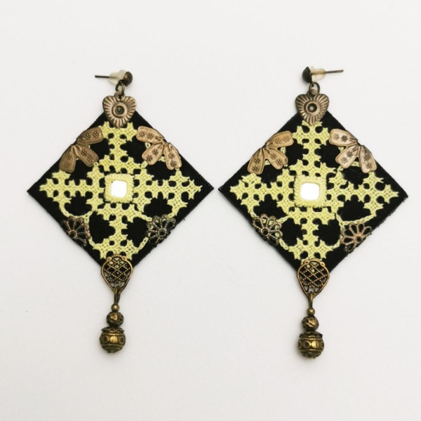 BLACK & GOLD BALOCHI EARRINGS