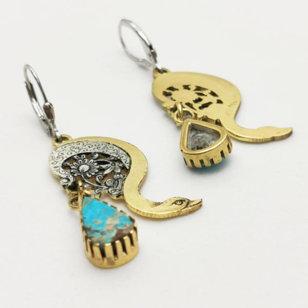 Persian Swan Engraving Earrings