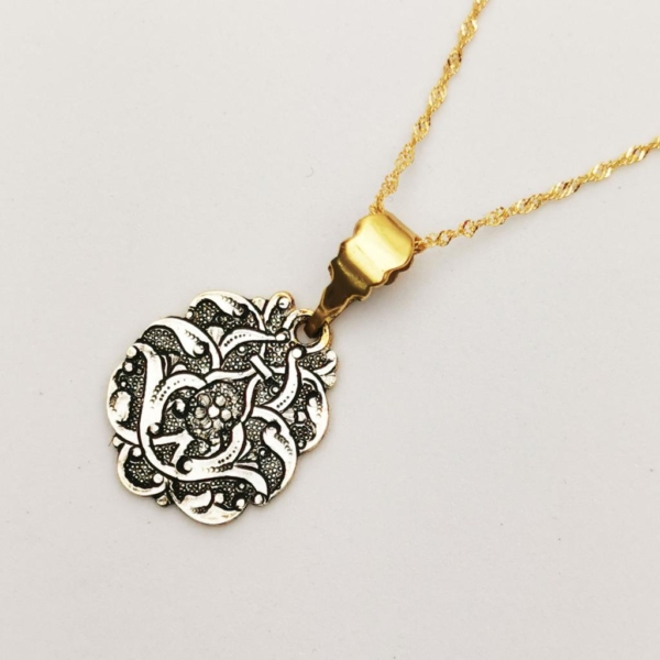 DELICATE ESLIMI GHALAMZANI NECKLACE