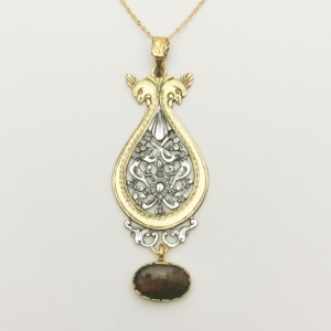 SHAJAR FOREST AGATE PEACOCK NECKLACE