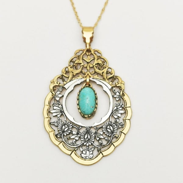 PERSIAN ENGRAVING TURQUOISE NECKLACE