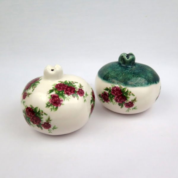 Ceramic pomegranate, Floral Pattern
