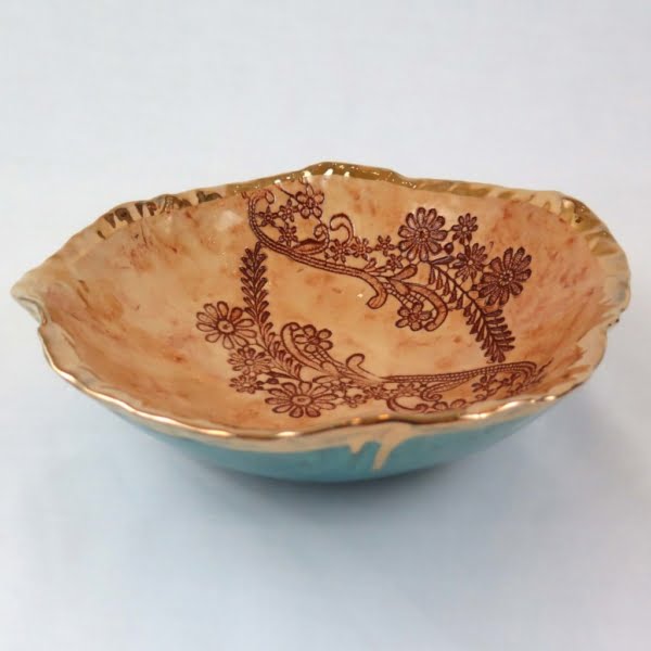 28cm Handmade Floral Pottery Bowl