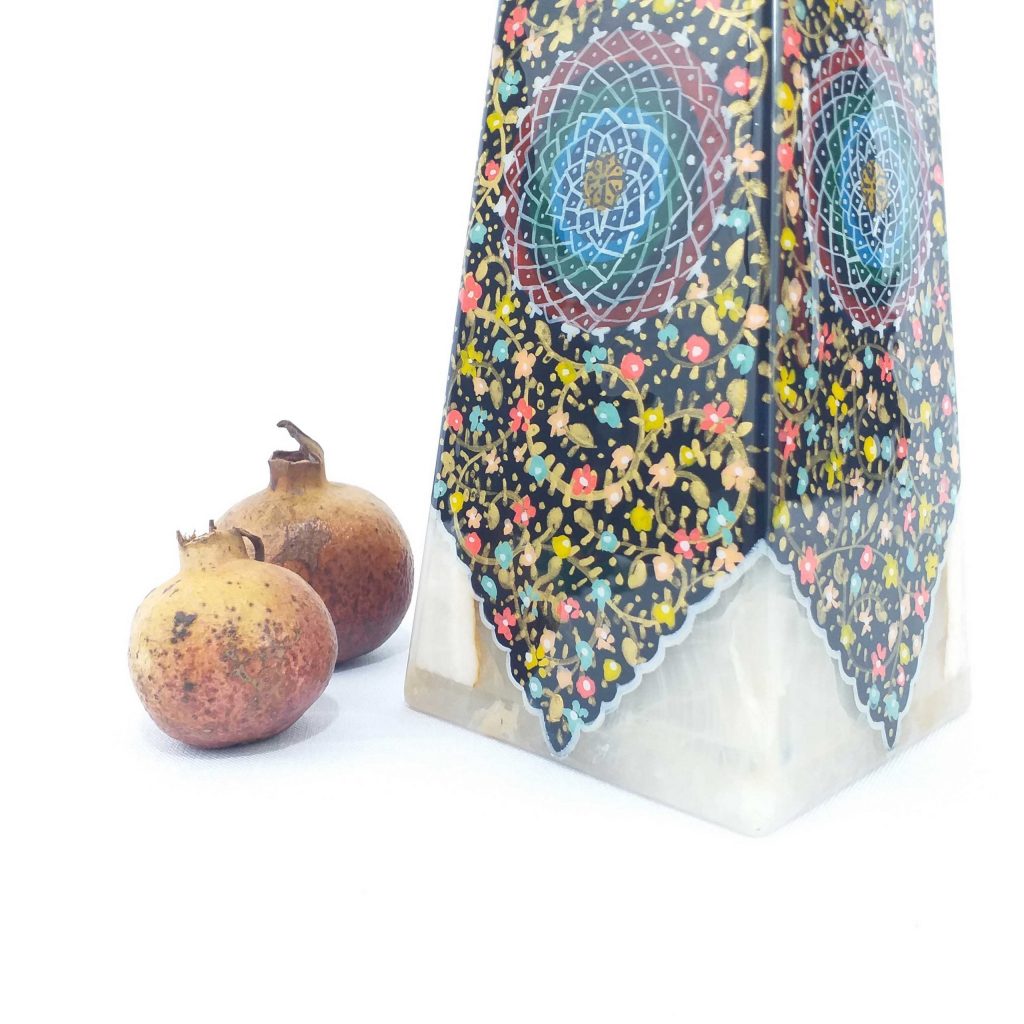 Marble Vase 4 scaled with from close up