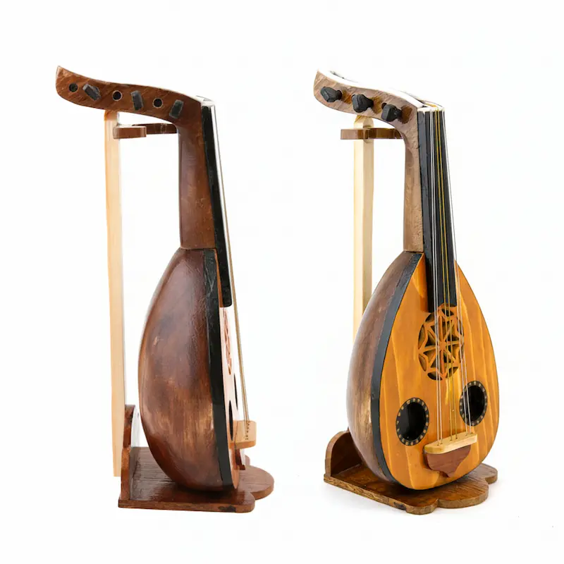 Oud Statue Wooden