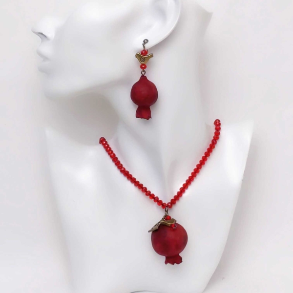 Natural Persian Pomegranate Necklace and Earrings Set