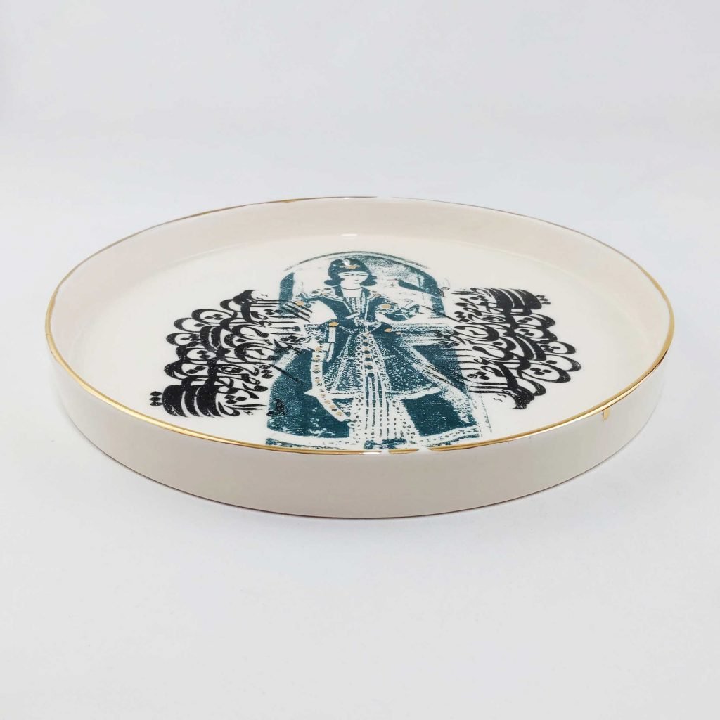 QAJAR GIRL HAFT SEEN SET WITH TRAY