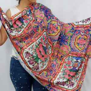 Scarf with floral design