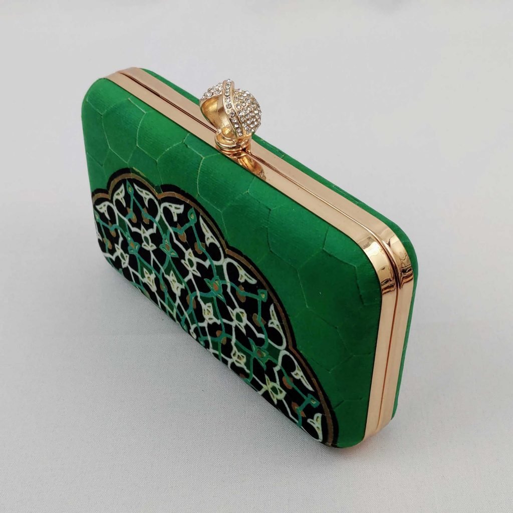THE GREEN DREAM CLUTCH