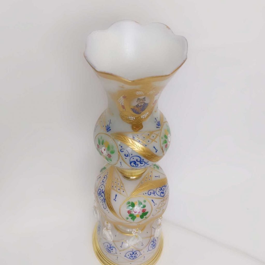 WHITE PERSIAN LALEH LAMPS