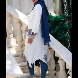 Women's dress with Eslimi floral design