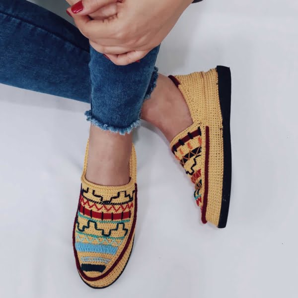 Yellow giveh shoes