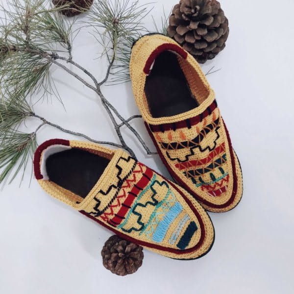Yellow giveh shoes