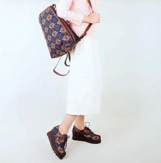 GILIM PATTERN LACE UP PLATFORM SHOES