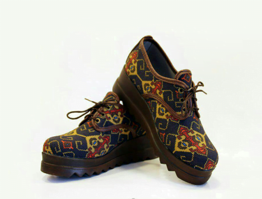 GILIM PATTERN LACE UP PLATFORM SHOES