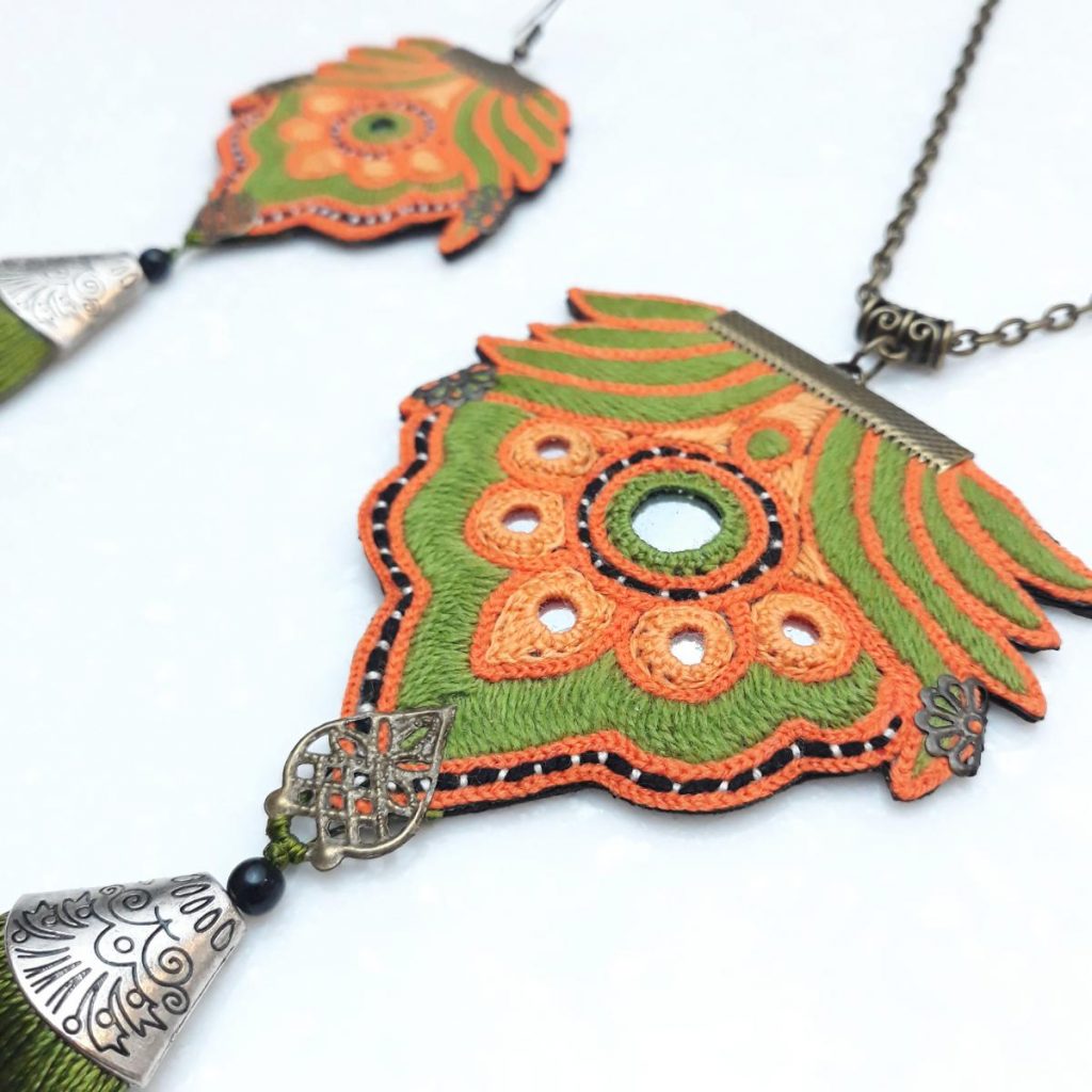 Olive Tassel Needlework Jewellery Set detail