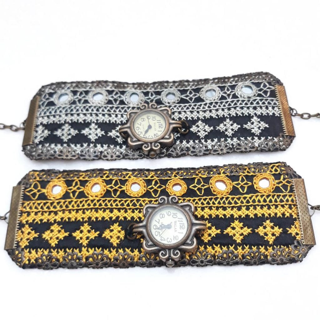 Balochi Mirror Needlework Watch Bracelet Size: 14 x 5cm