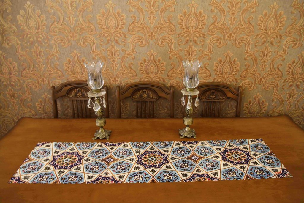 Eslimi Table Runner 135cm