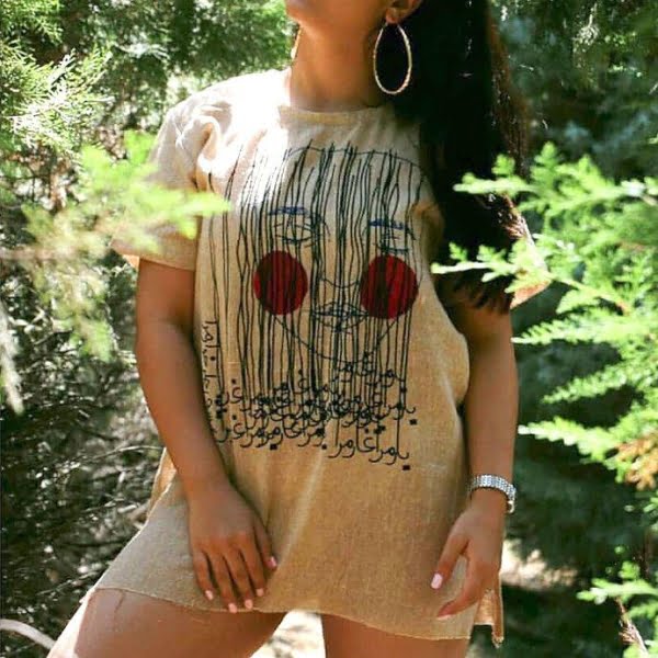 THE GIRL CALLIGRAPHY LOOSE BLOUSE