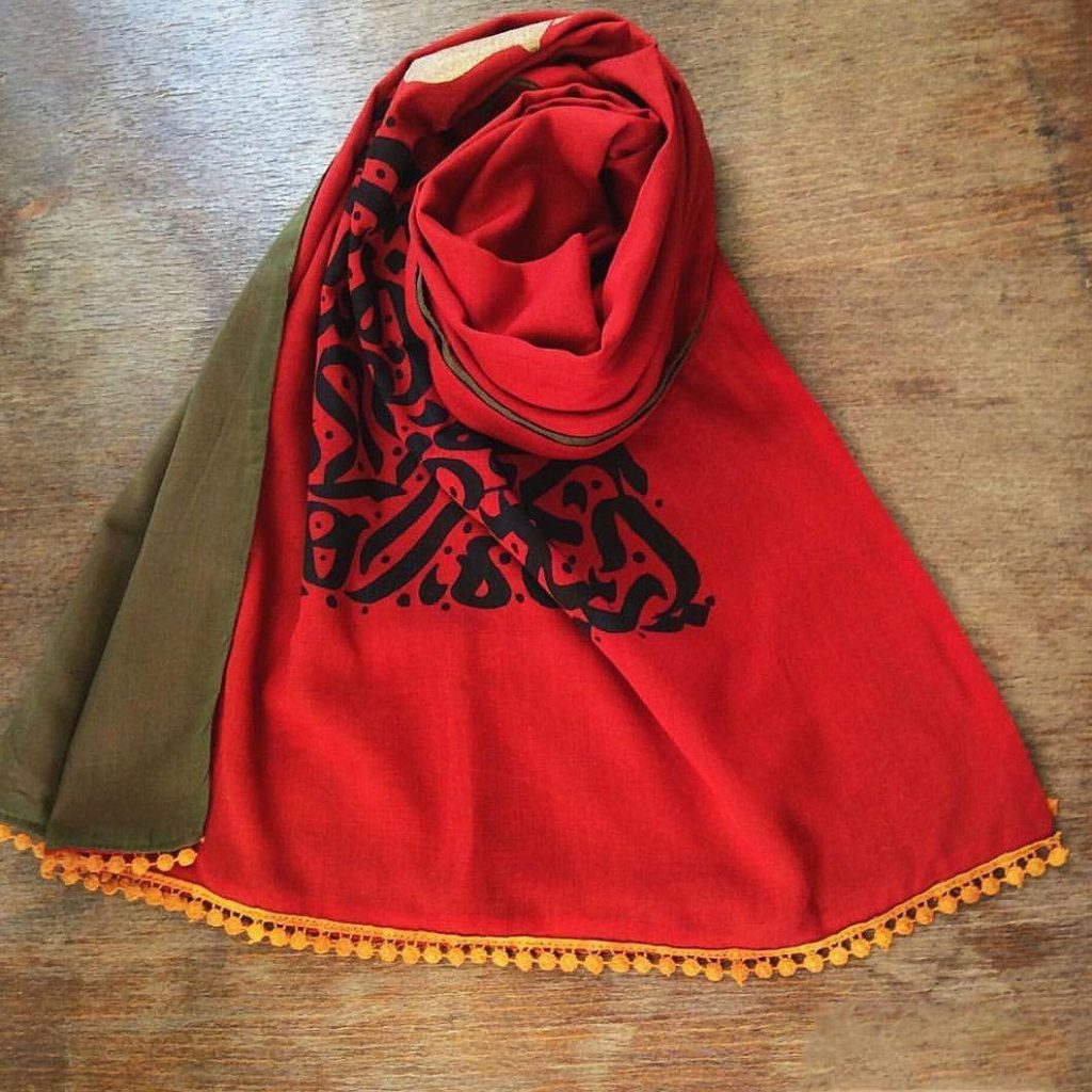 Crested Lark Double Sided Scarf, Red green