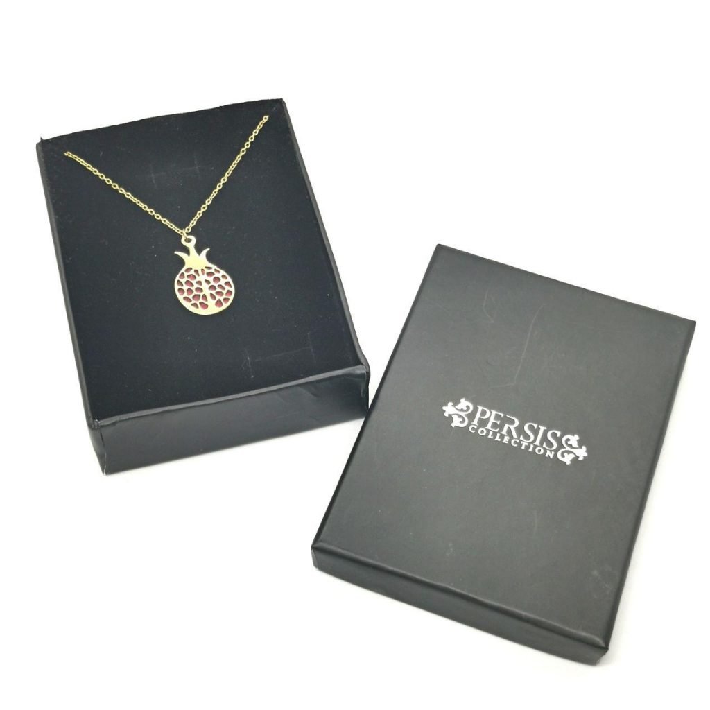 YALDA NIGHT NECKLACE Inside the box