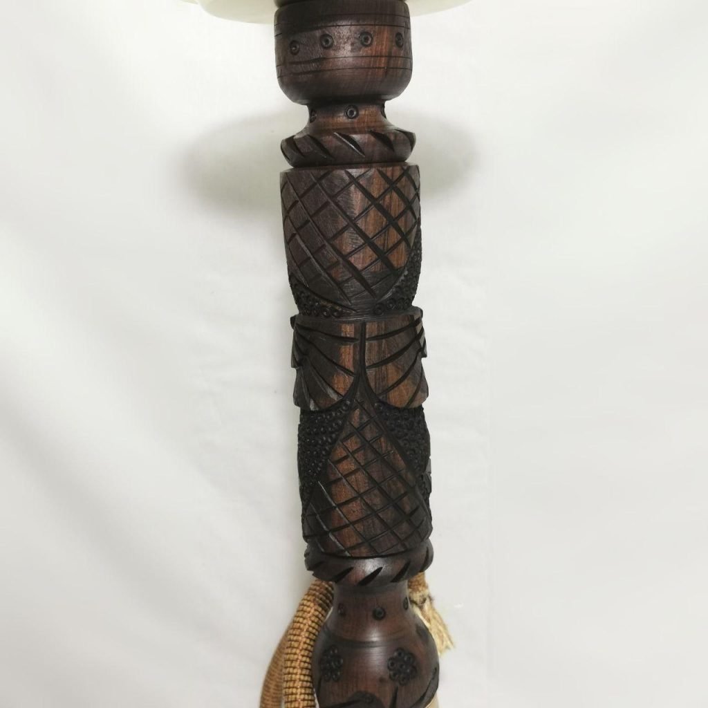 BLACK FARVAHAR QALYAN HOOKAH with wooden body from close up view
