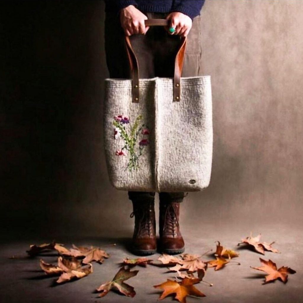 Persian Namad Bag with model