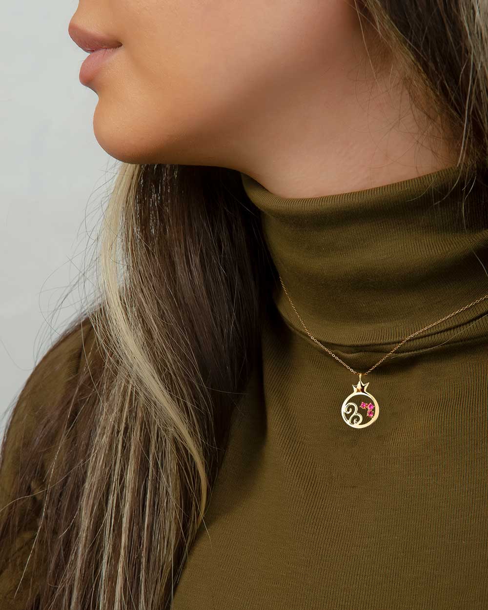 18k Gold Pomegranate Necklace