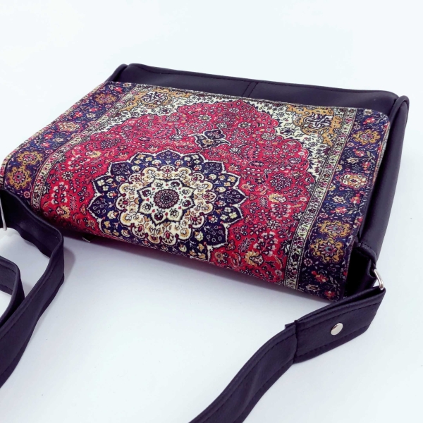 CARPET PATTERN BAG