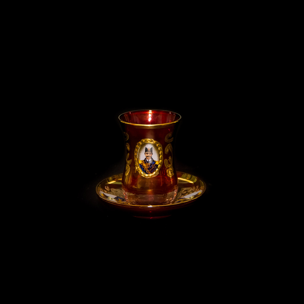 Red Shah Abbasi Tea Gift Set