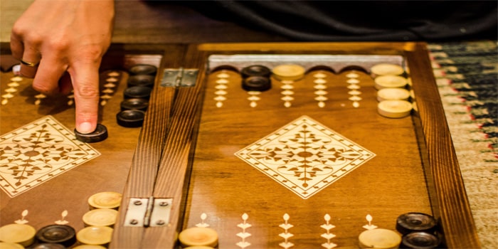History of the backgammon game