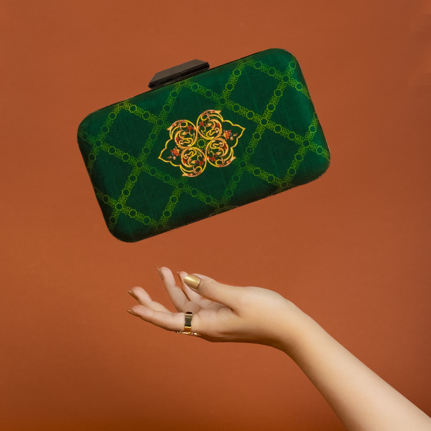 The Green Royal Clutch - Bag-Handmade-Leather-Worldwide Shipping