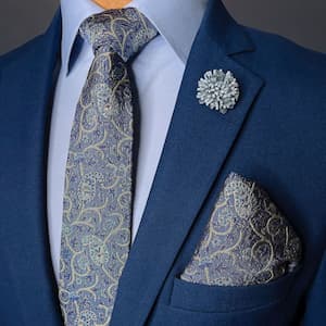 Tie & pocket square