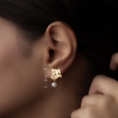 Cherished Love - 18k Gold and Pearl Earrings