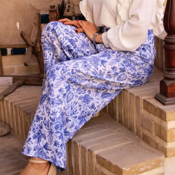 Blue Garden Women’s Pants
