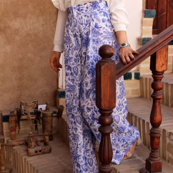 Blue Garden Women’s Pants