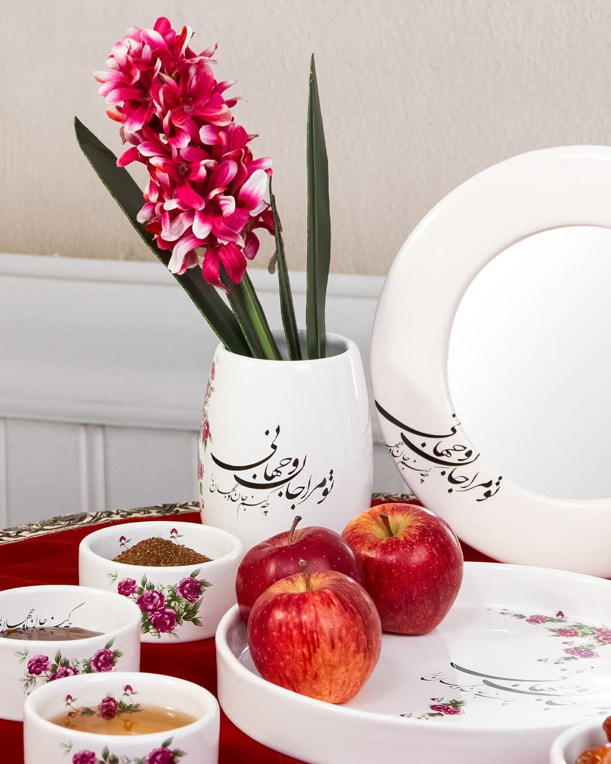 Haft-Seen table for Noorooz