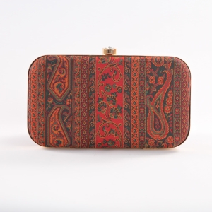 Bete Jakeh Termeh Clutch